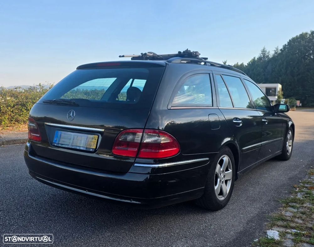 Mercedes-Benz E 220 CDI Avantgarde DPF - 4
