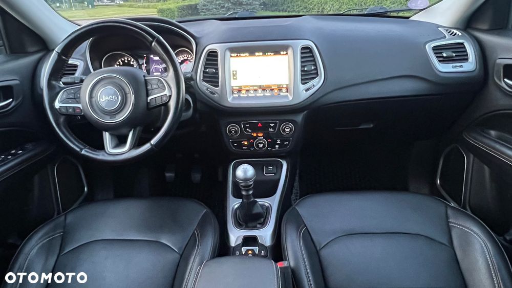 Jeep Compass 1.4 TMair Longitude FWD S&S - 23