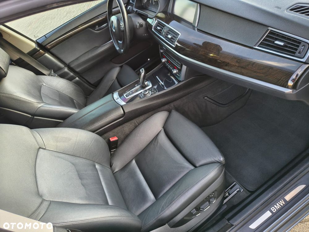 BMW 5GT 530d - 13