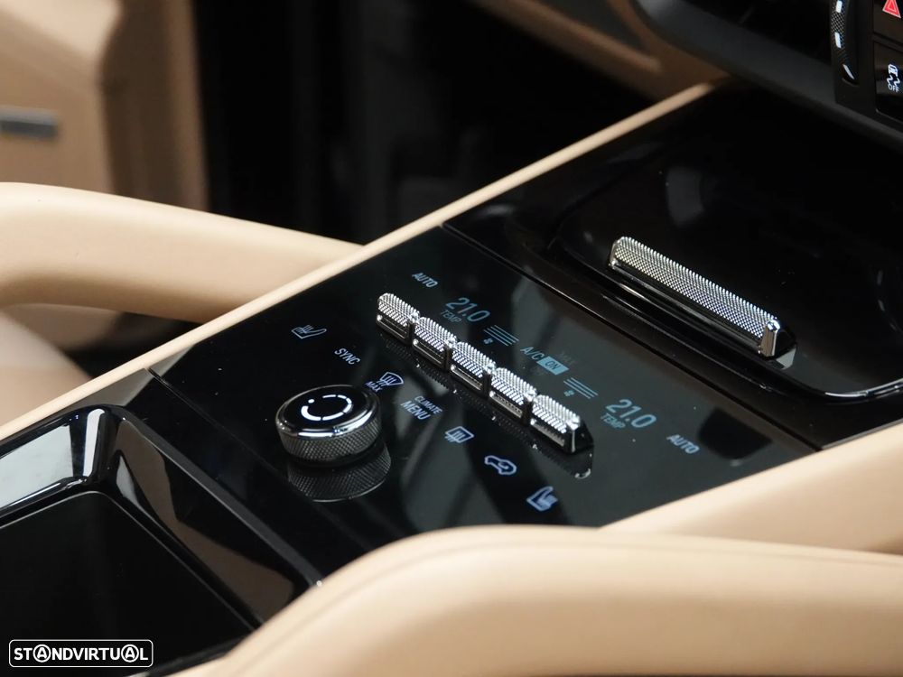 Porsche Cayenne E-Hybrid - 40