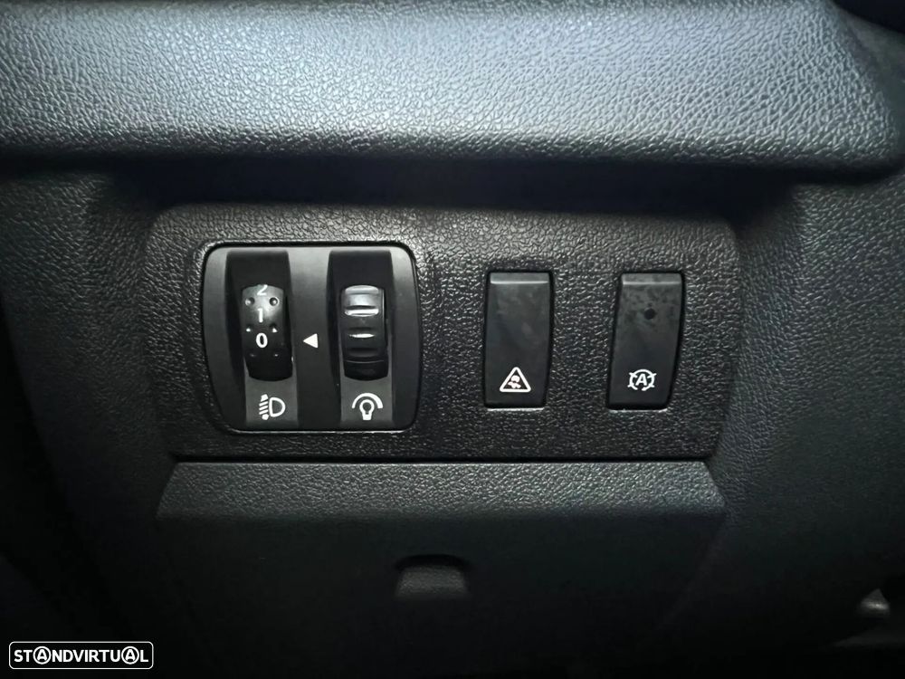 Renault Mégane Coupe 1.5 dCi Bose Edition SS - 16