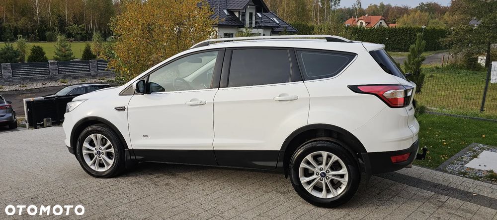 Ford Kuga 2.0 TDCi 4WD Titanium - 37