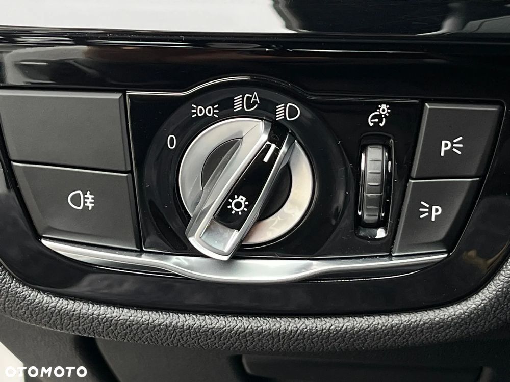 BMW Seria 5 530e M Sport sport - 38