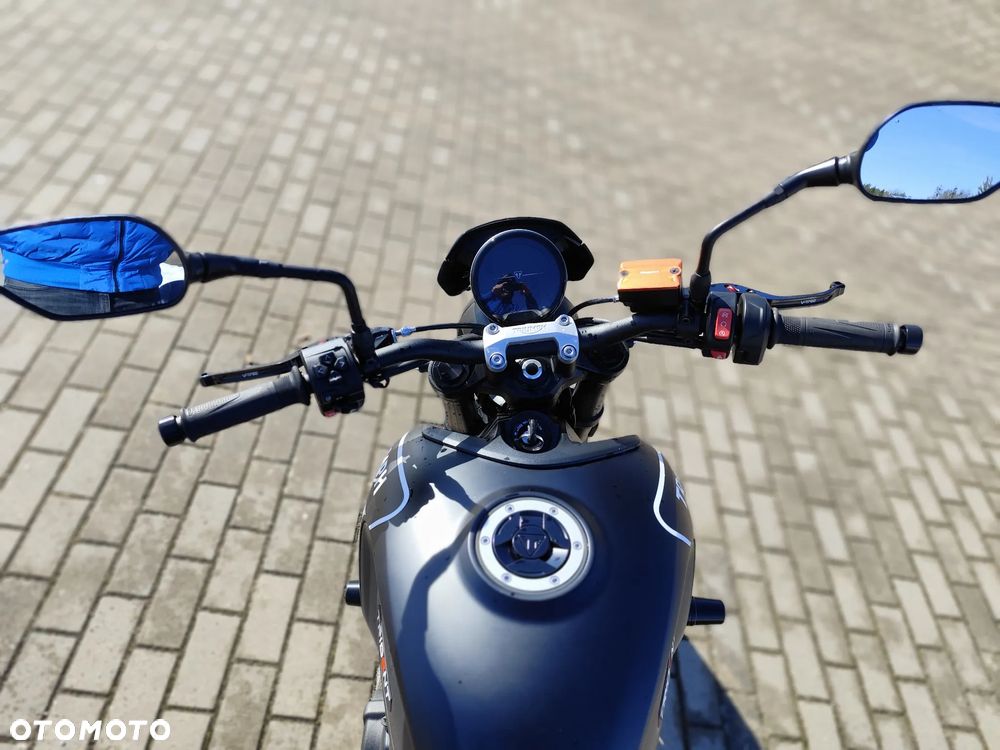 Triumph Trident - 5