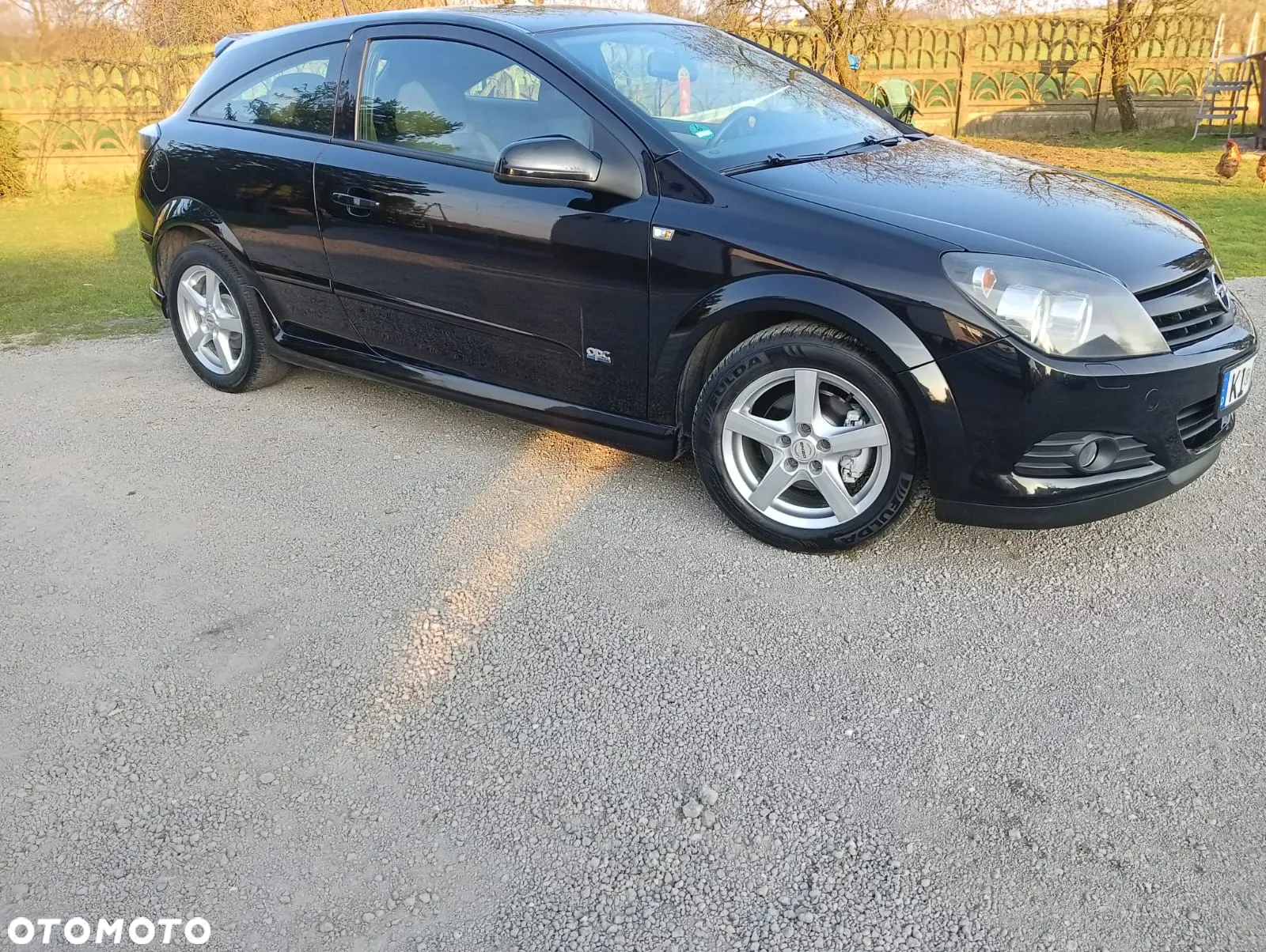 Opel Astra GTC 1.8 Sport - 18