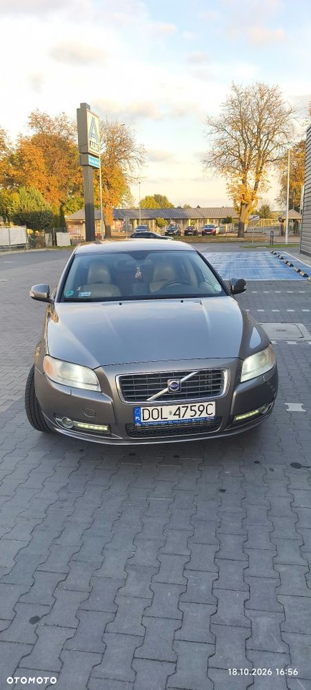 Volvo S80