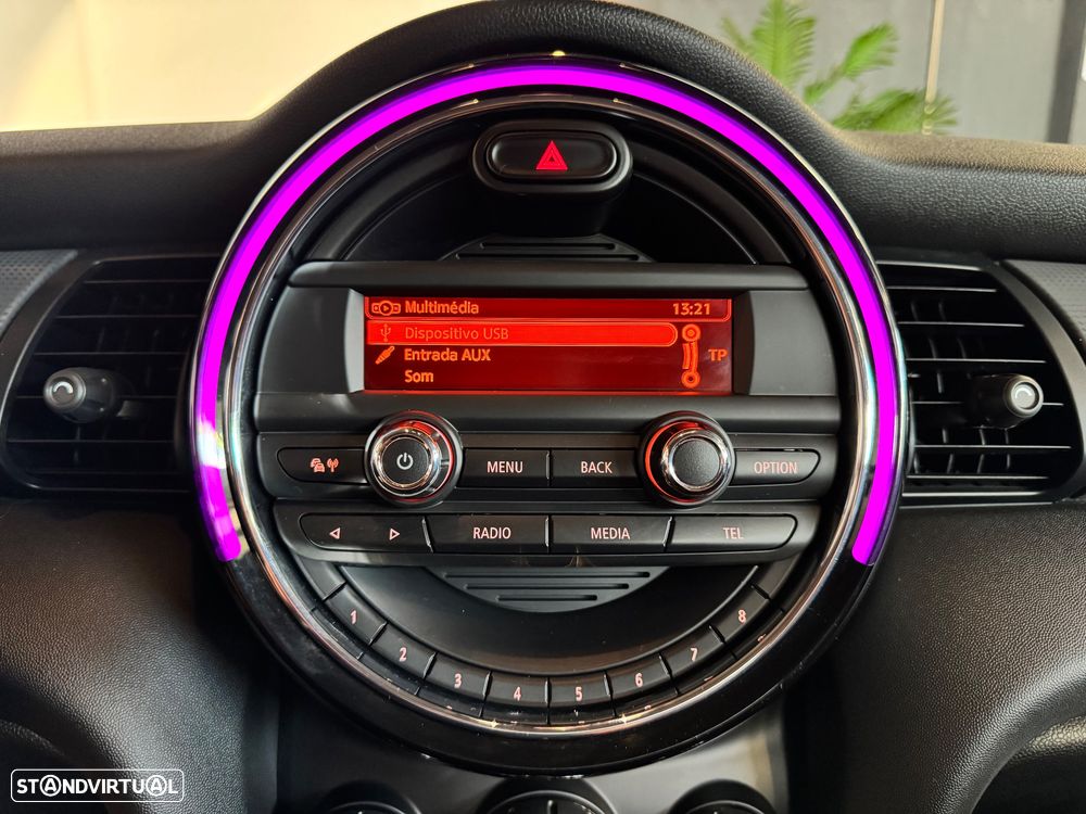 MINI 3 Portas - 18