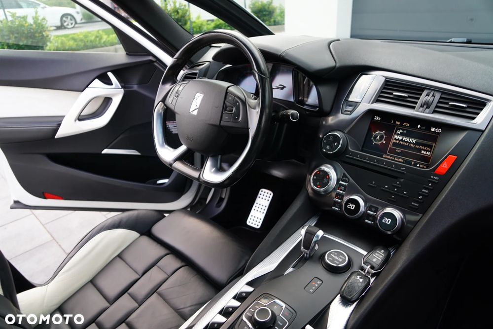 Citroën DS5 HDi 165 SportChic - 32