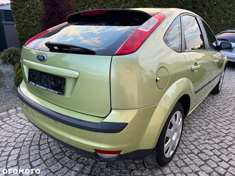 Ford Focus - 10
