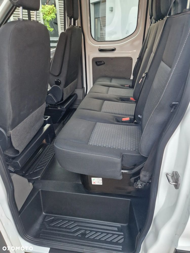 Ford Transit - 17