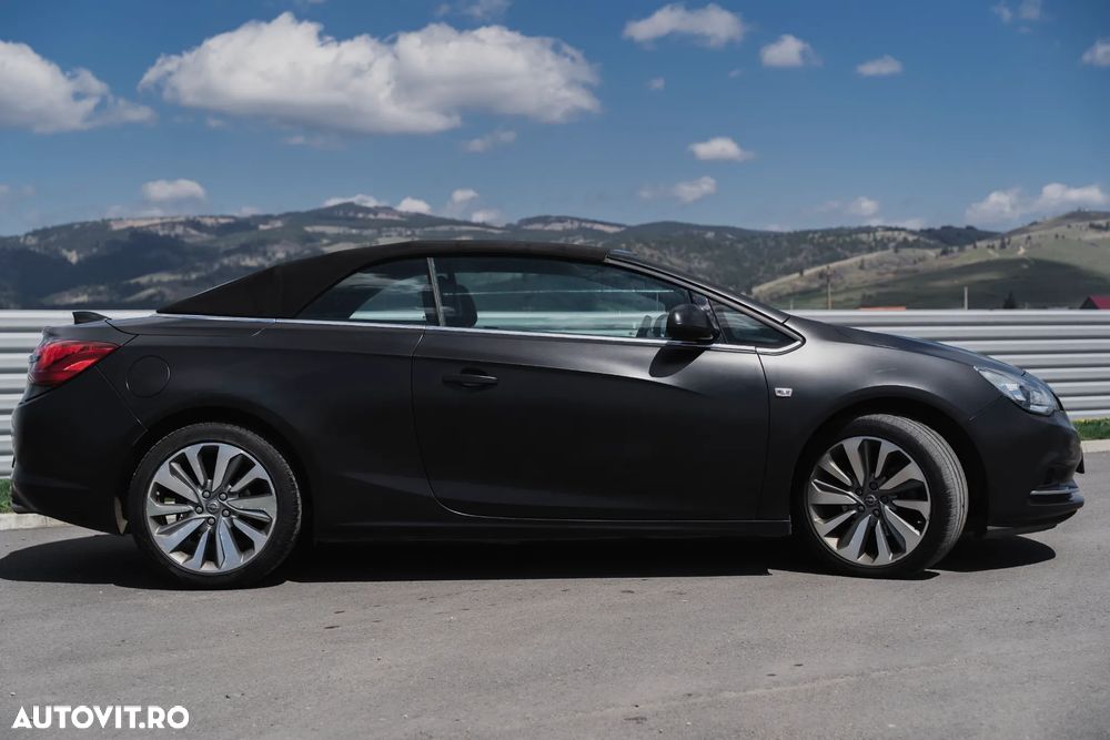 Opel Cascada 1.6 Turbo ECOTEC Start/Stop Cabriolet - 3