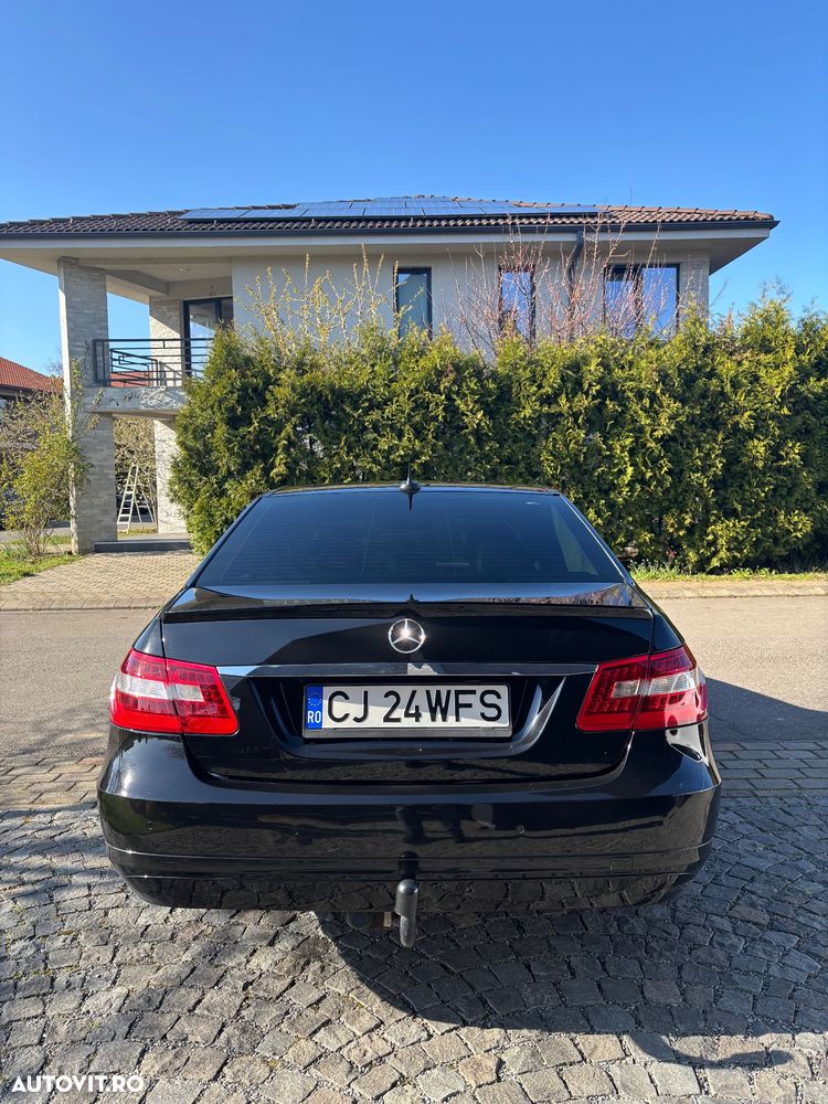 Mercedes-Benz E 200 CDI DPF BlueEFFICIENCY Automatik - 5