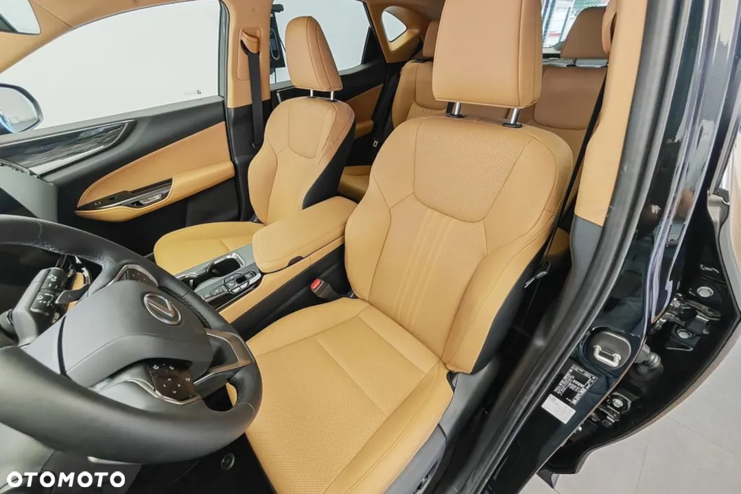 Lexus NX 350h Prestige AWD - 12