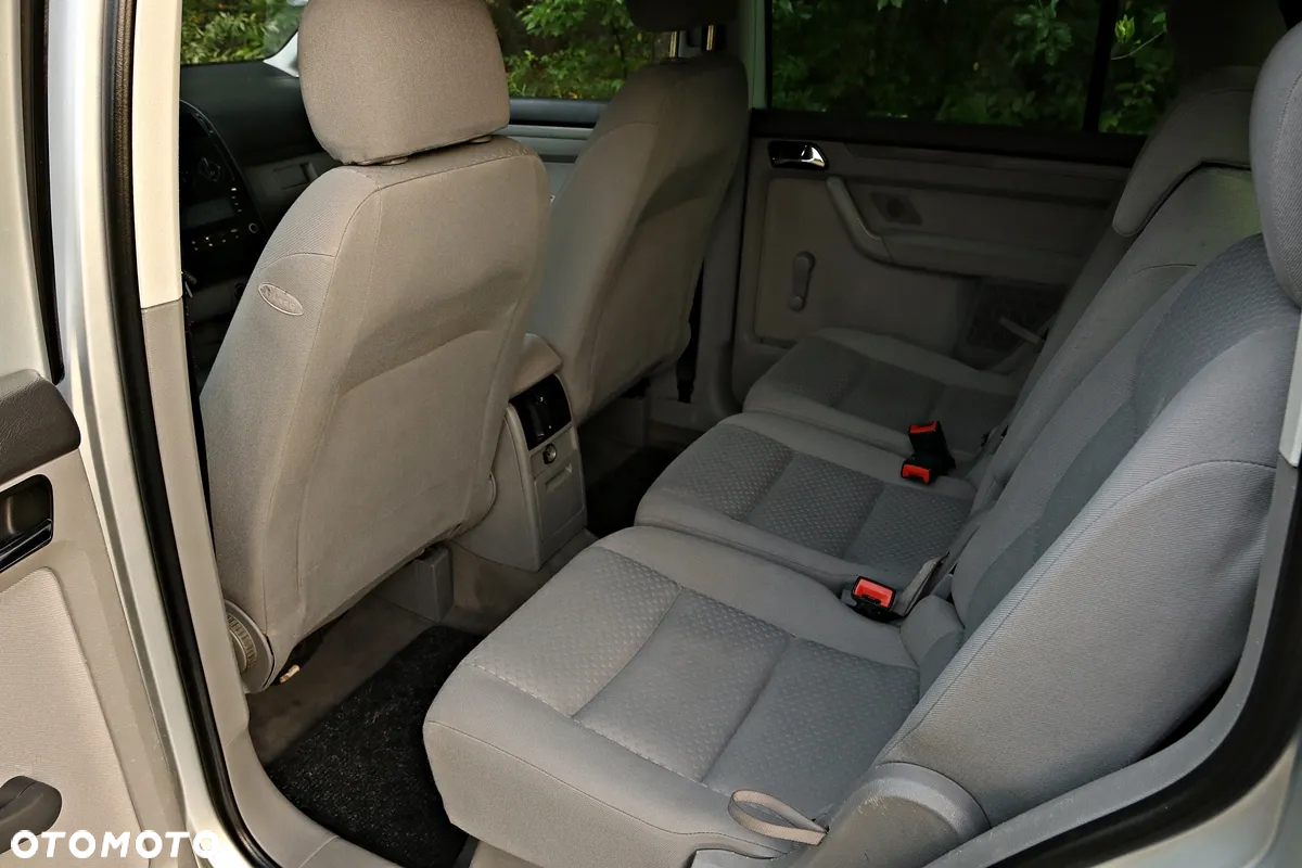 Volkswagen Touran 1.9 TDI - 7