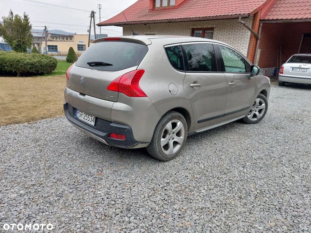 Peugeot 3008 HDi 115 Access - 4