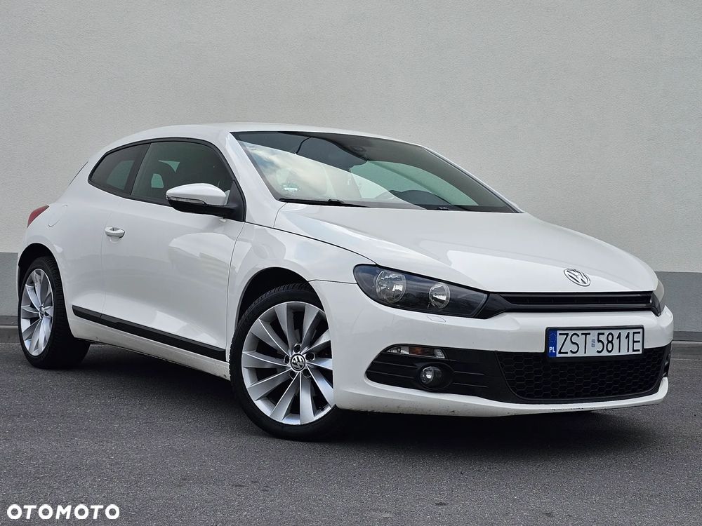 Volkswagen Scirocco 2.0 TDI DSG Life - 4