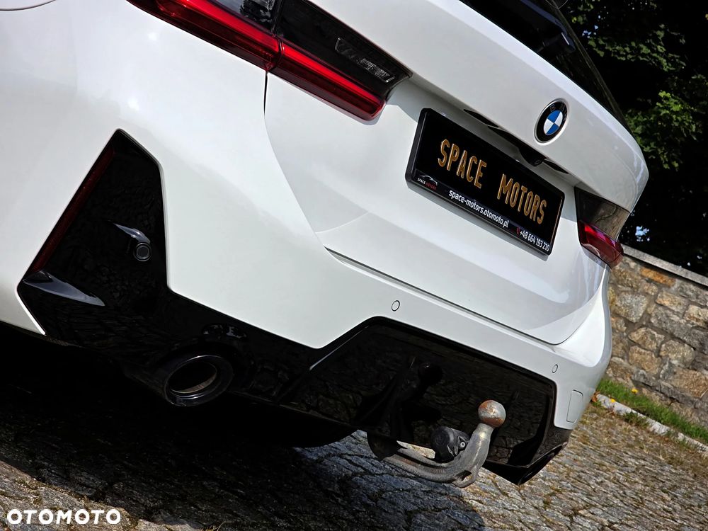 BMW Seria 3 320d Touring xDrive M Sport - 11