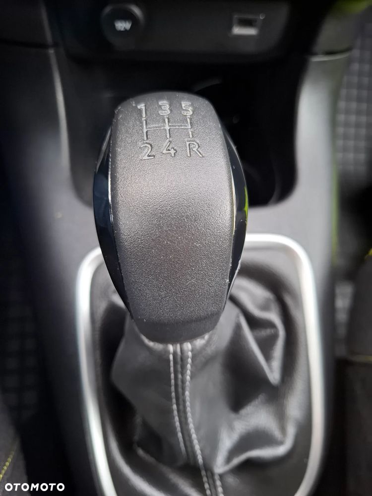 Citroën C3 1.2 PureTech Feel - 9