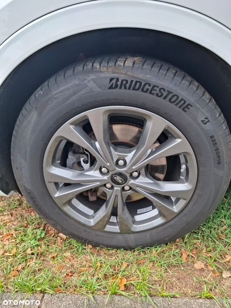 Ford Kuga - 6