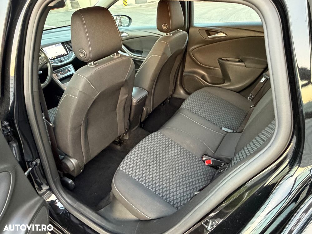 Opel Astra 1.2 Turbo Start/Stop Business Elegance - 9