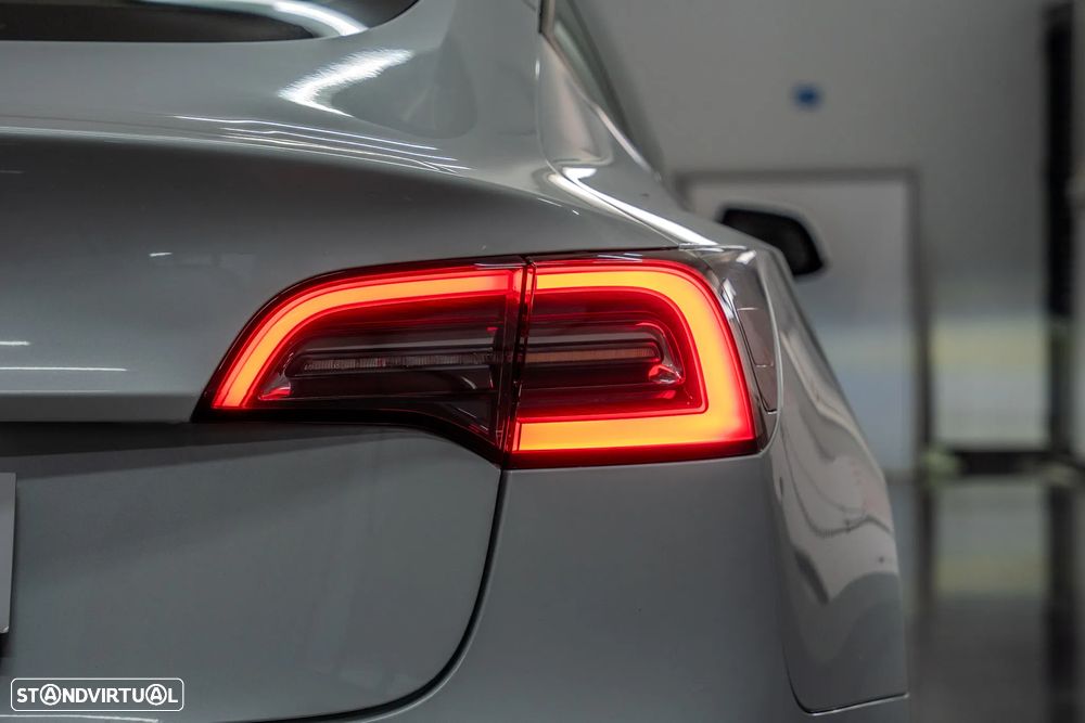 Tesla Model 3 Long Range Tração Traseira - 6