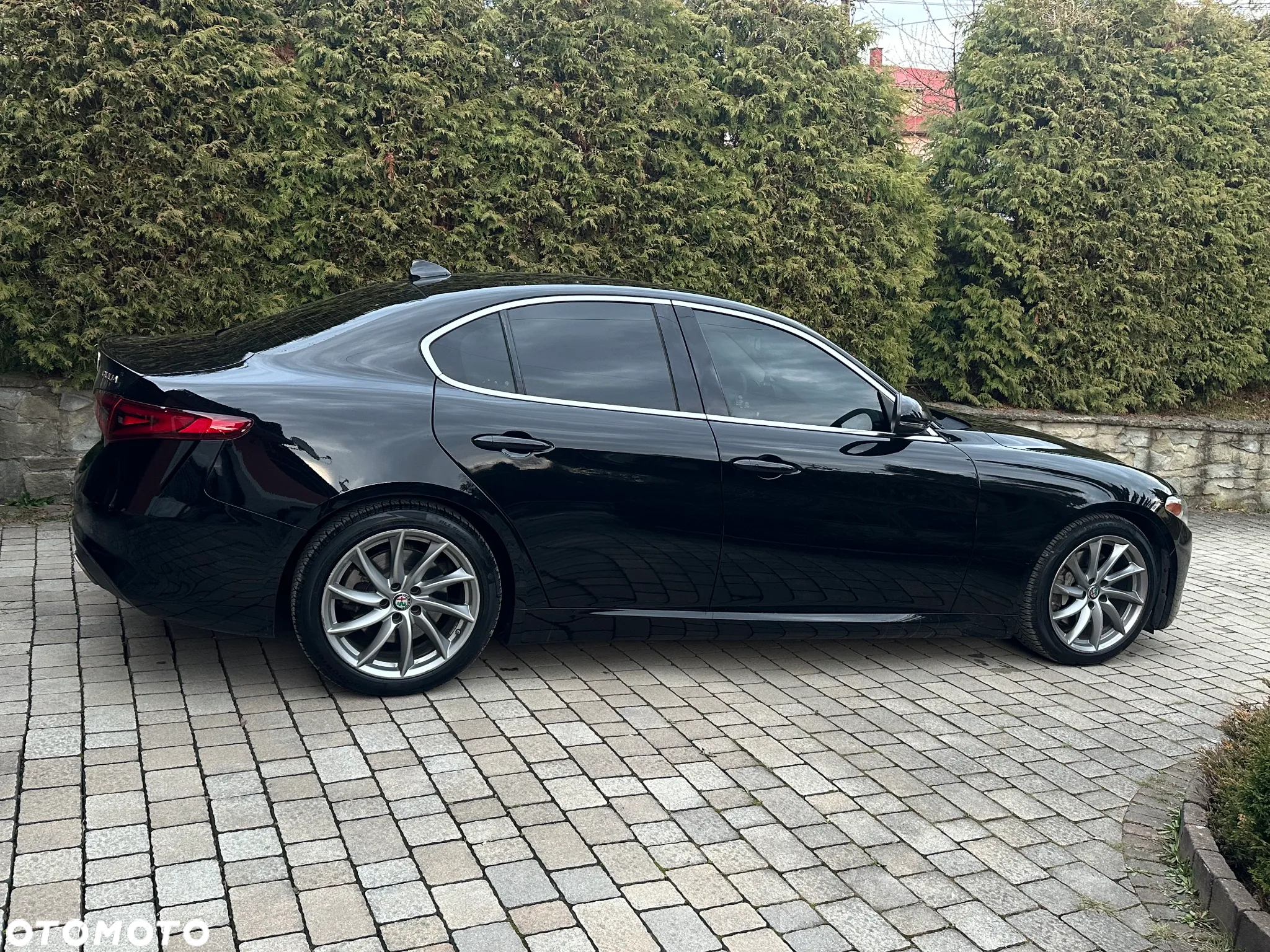 Alfa Romeo Giulia 2.0 Turbo 16V AT8 Veloce - 4