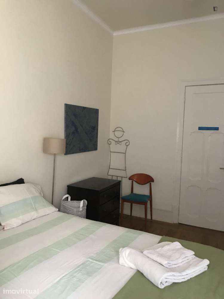 Quarto - localizado em São Bento Lisbon - Grande imagem: 2/30