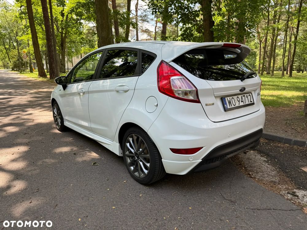 Ford Fiesta - 7