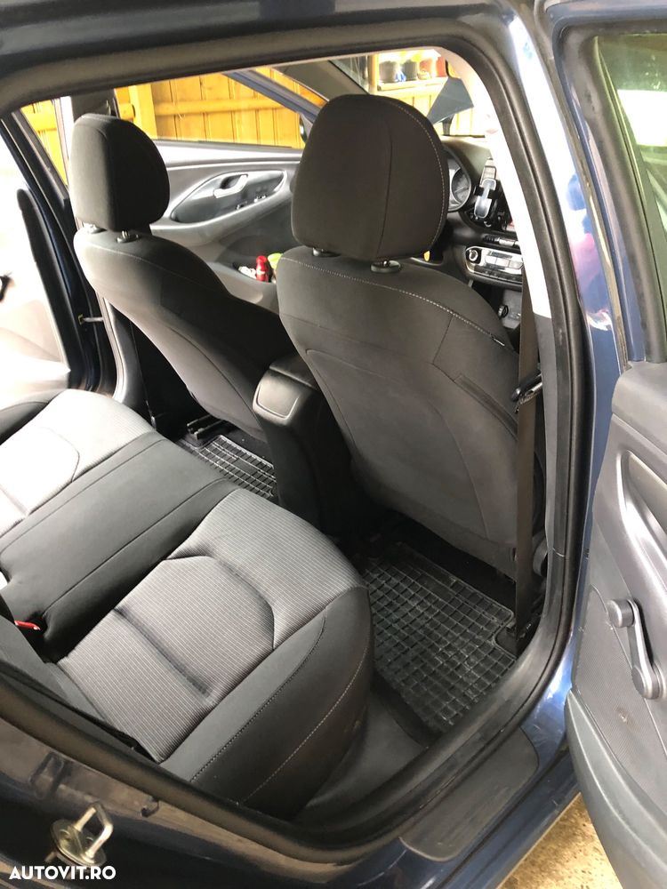 Hyundai i30 1.6 CRDI Select - 9