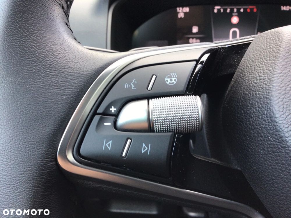 Skoda Karoq 1.5 TSI ACT Selection DSG - 10