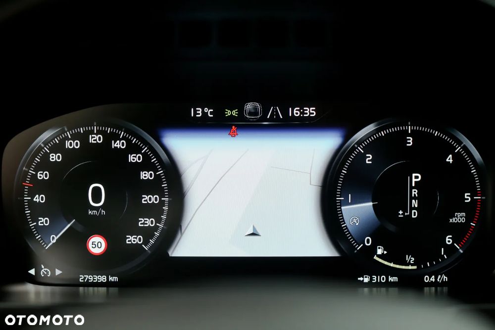 Volvo XC 90 D5 AWD Geartronic Momentum - 31