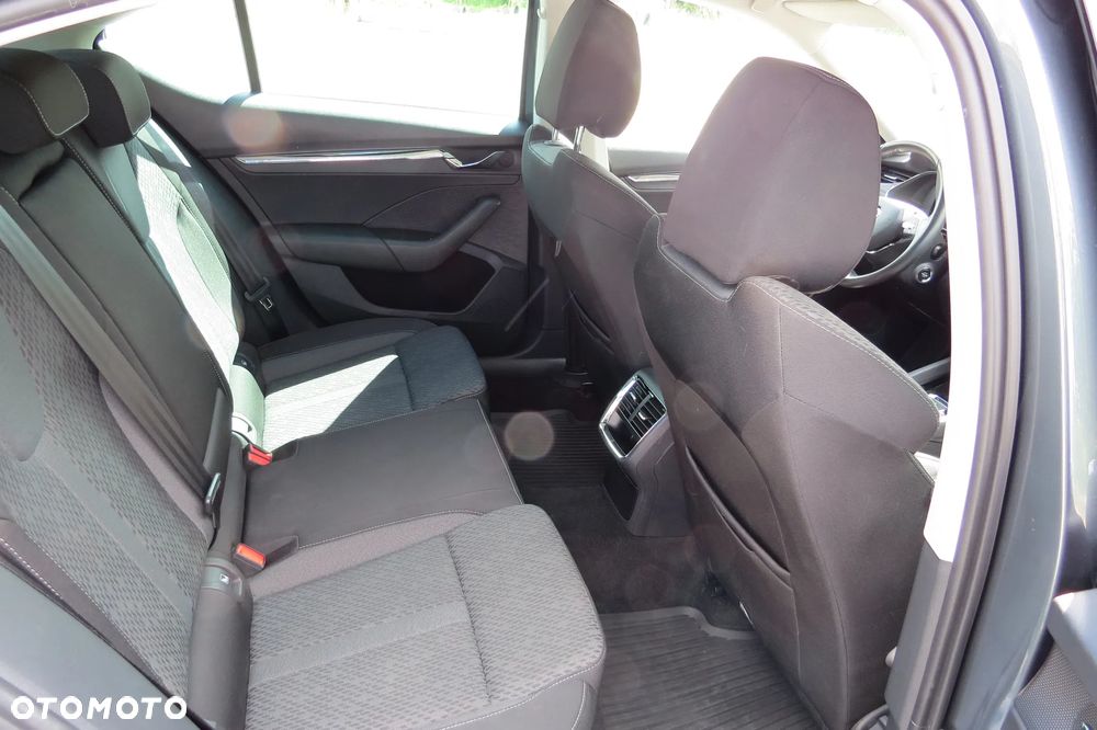Skoda Octavia 1.5 TSI e-Tec Style DSG - 8