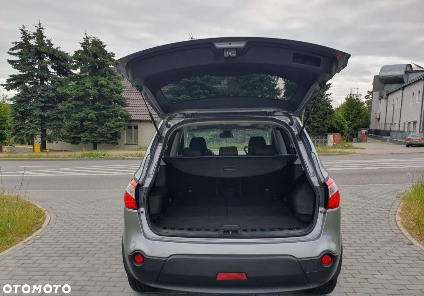 Nissan Qashqai+2 - 33