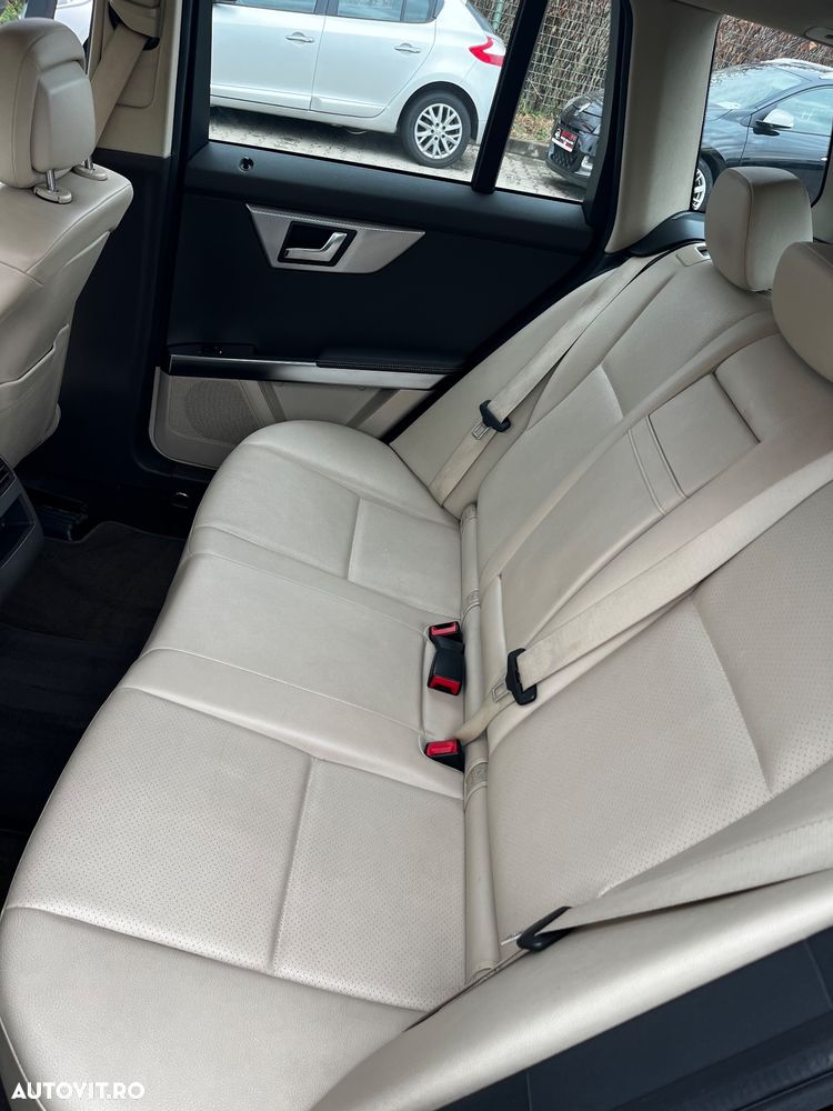 Mercedes-Benz GLK 250 CDI DPF 4Matic BlueEFFICIENCY 7G-TRONIC - 25