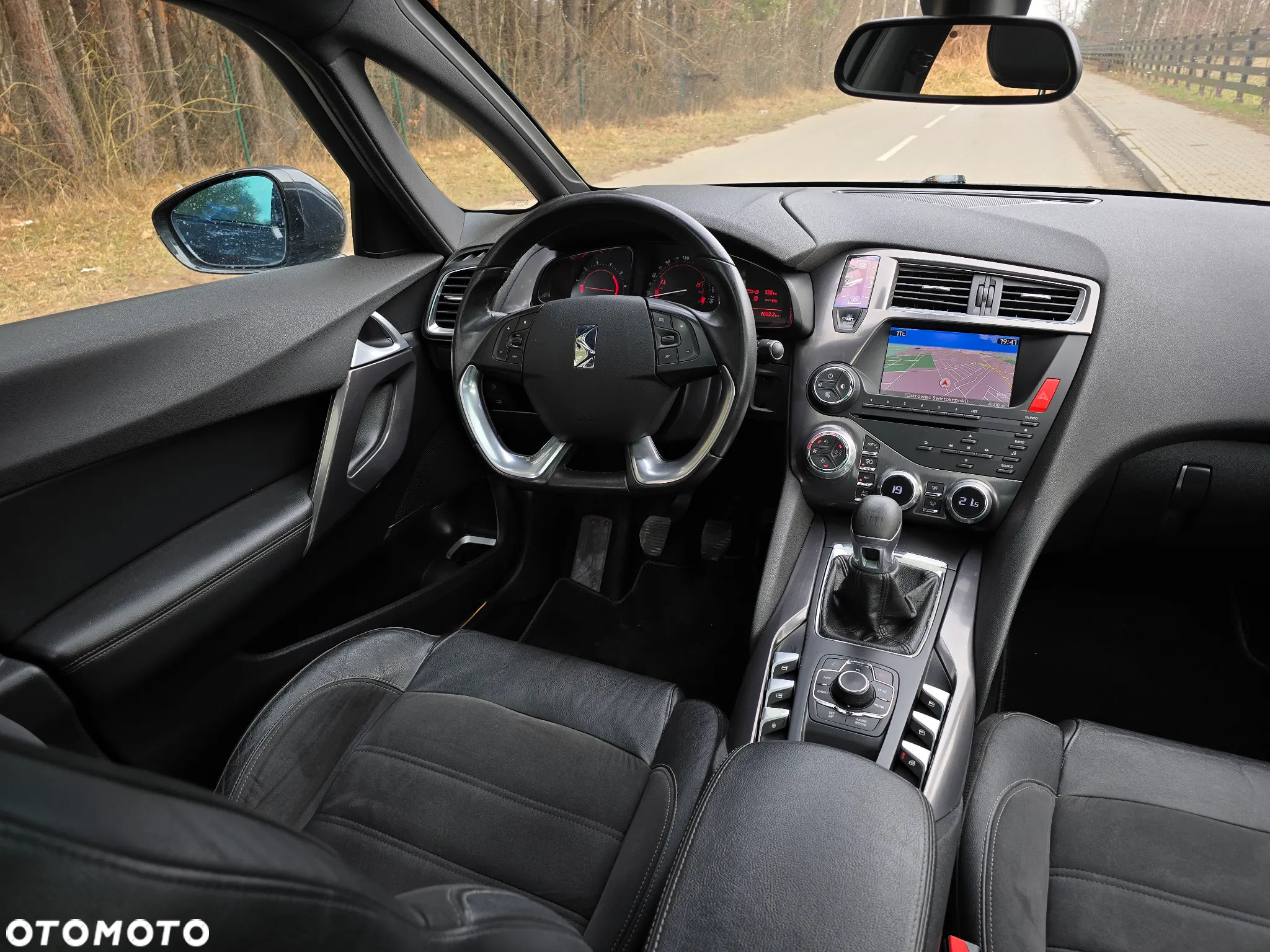Citroën DS5 2.0 HDi SoChic - 6