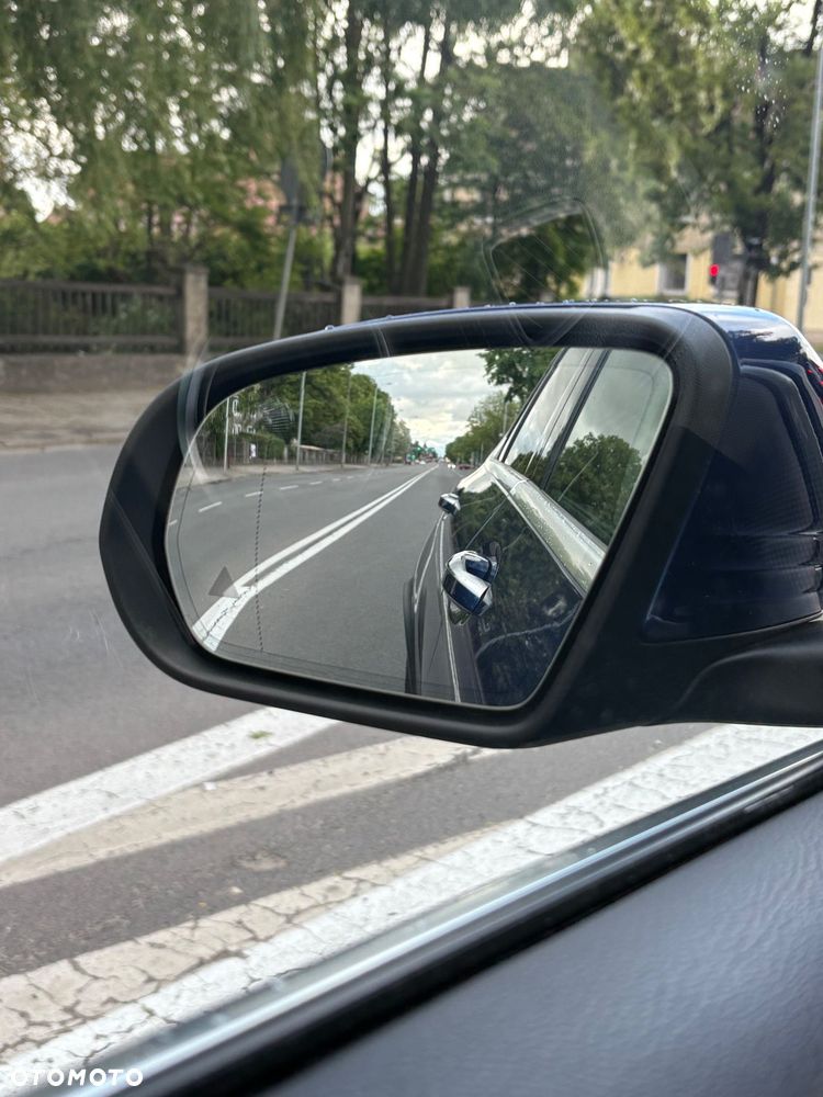 Mercedes-Benz GLC - 31