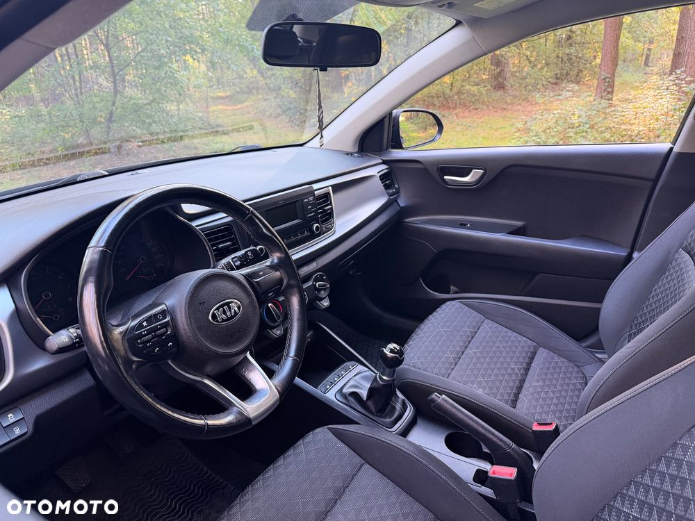 Kia Rio - 7