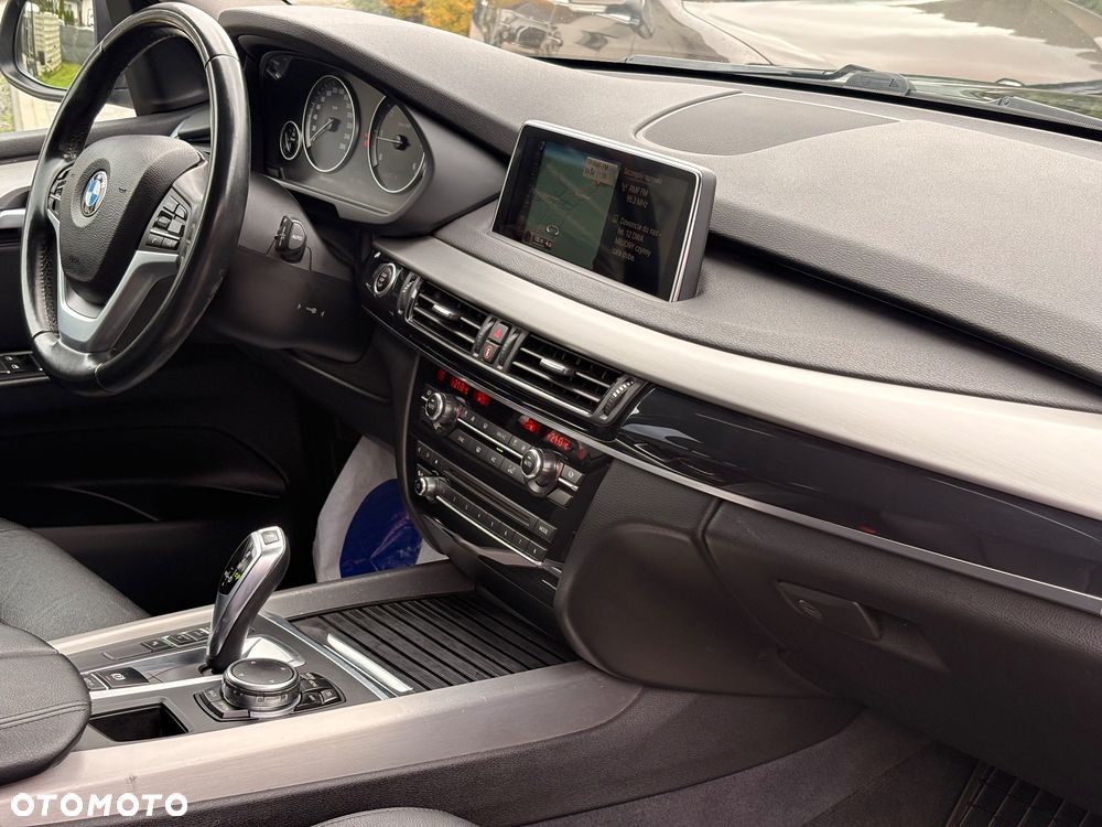 BMW X5 sDrive25d - 29