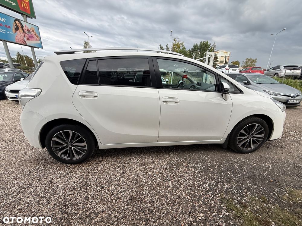 Toyota Verso - 7
