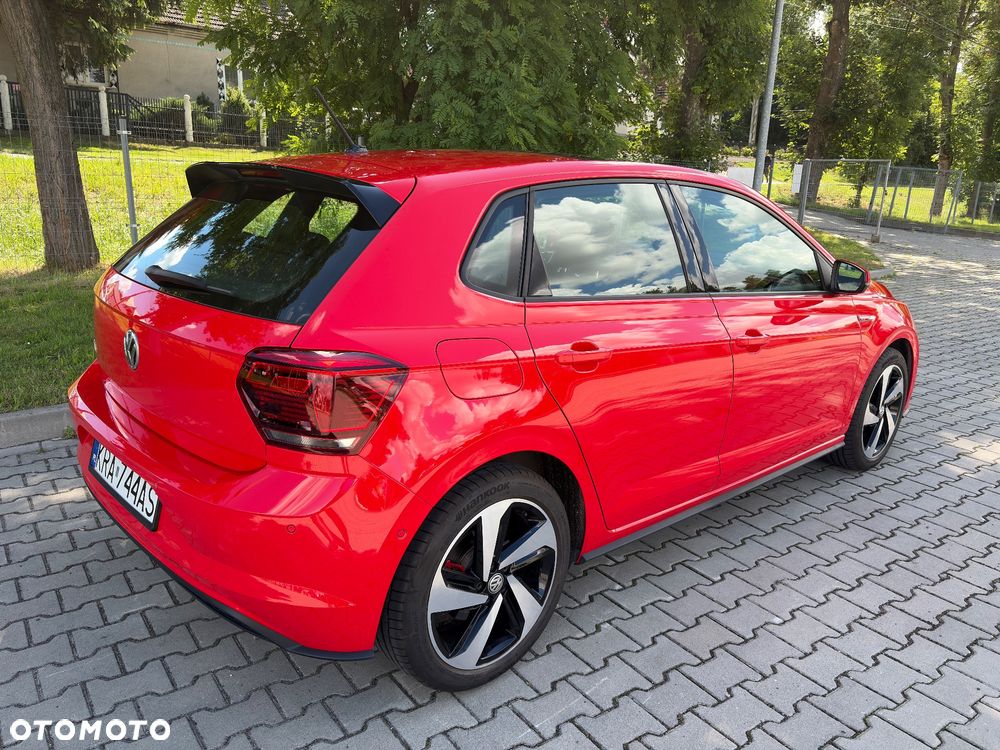 Volkswagen Polo - 6