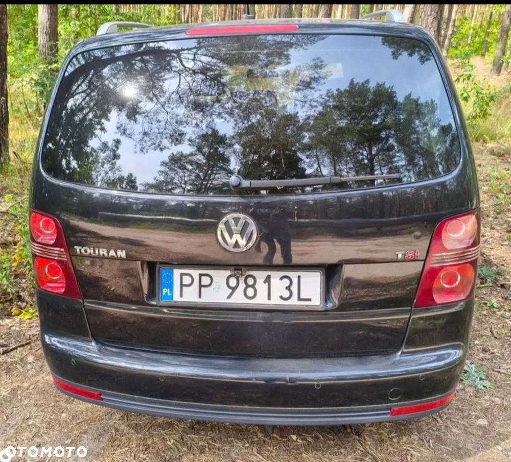 Volkswagen Touran 1.4 TSI Highline DSG - 4