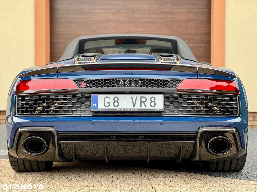 Audi R8 Spyder - 16