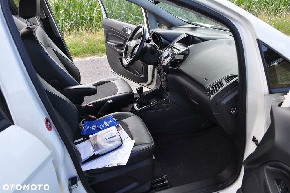 Ford EcoSport 1.0 EcoBoost TITANIUM - 19