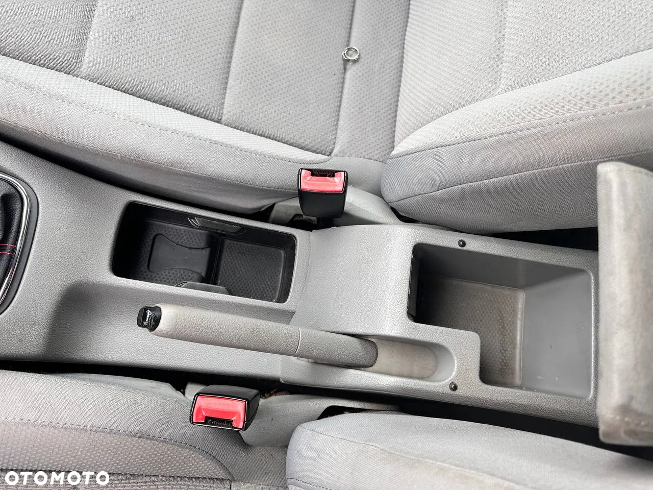 Volkswagen Golf 1.6 FSI Sportline - 10