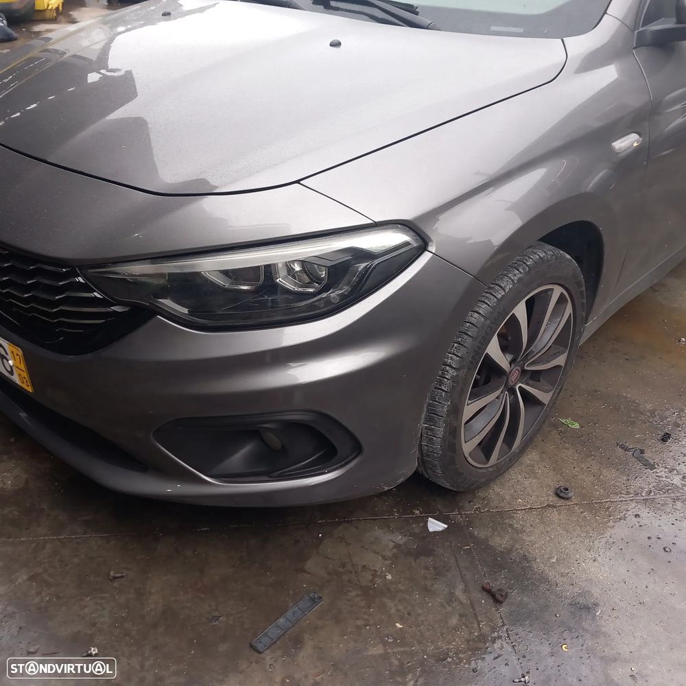 Frente completa com airbags Fiat Tipo ano 2018 - 1