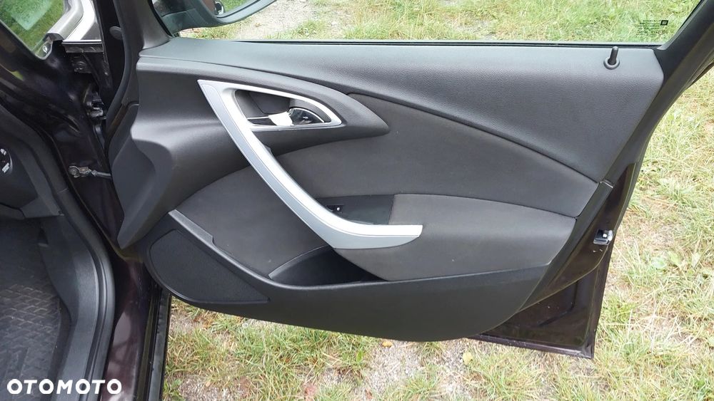 Opel Astra 1.4 T Enjoy - 9