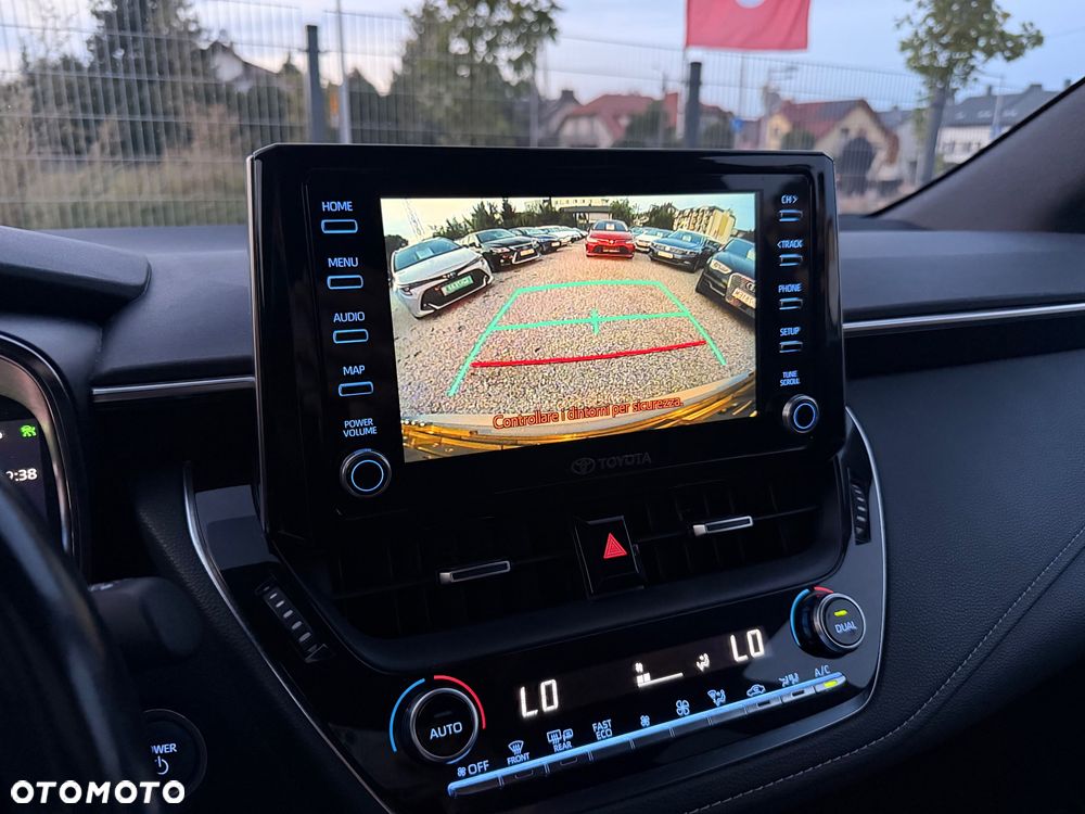 Toyota Corolla 1.8 Hybrid Comfort - 33