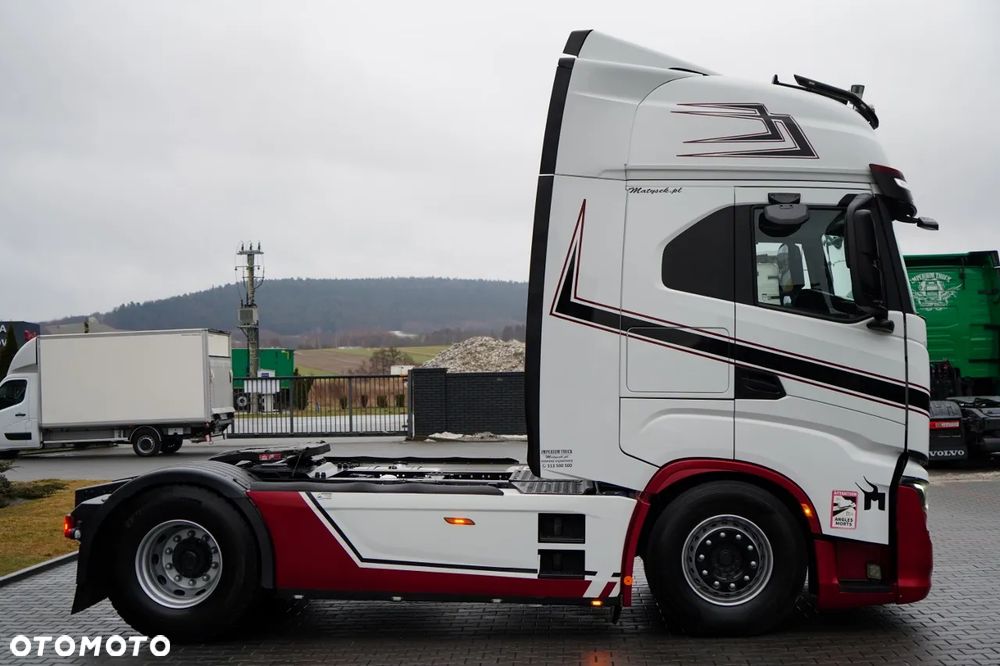Iveco S-WAY / 510 / RETARDER / KLIMA POSTOJOWA / CAŁA NA PODUSZKACH - 9