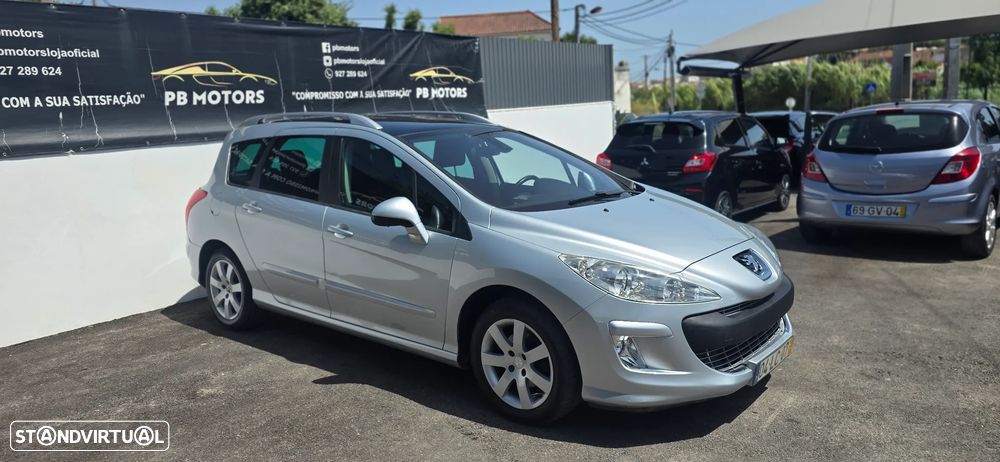 Peugeot 308 SW 1.6 HDi Premium - 24