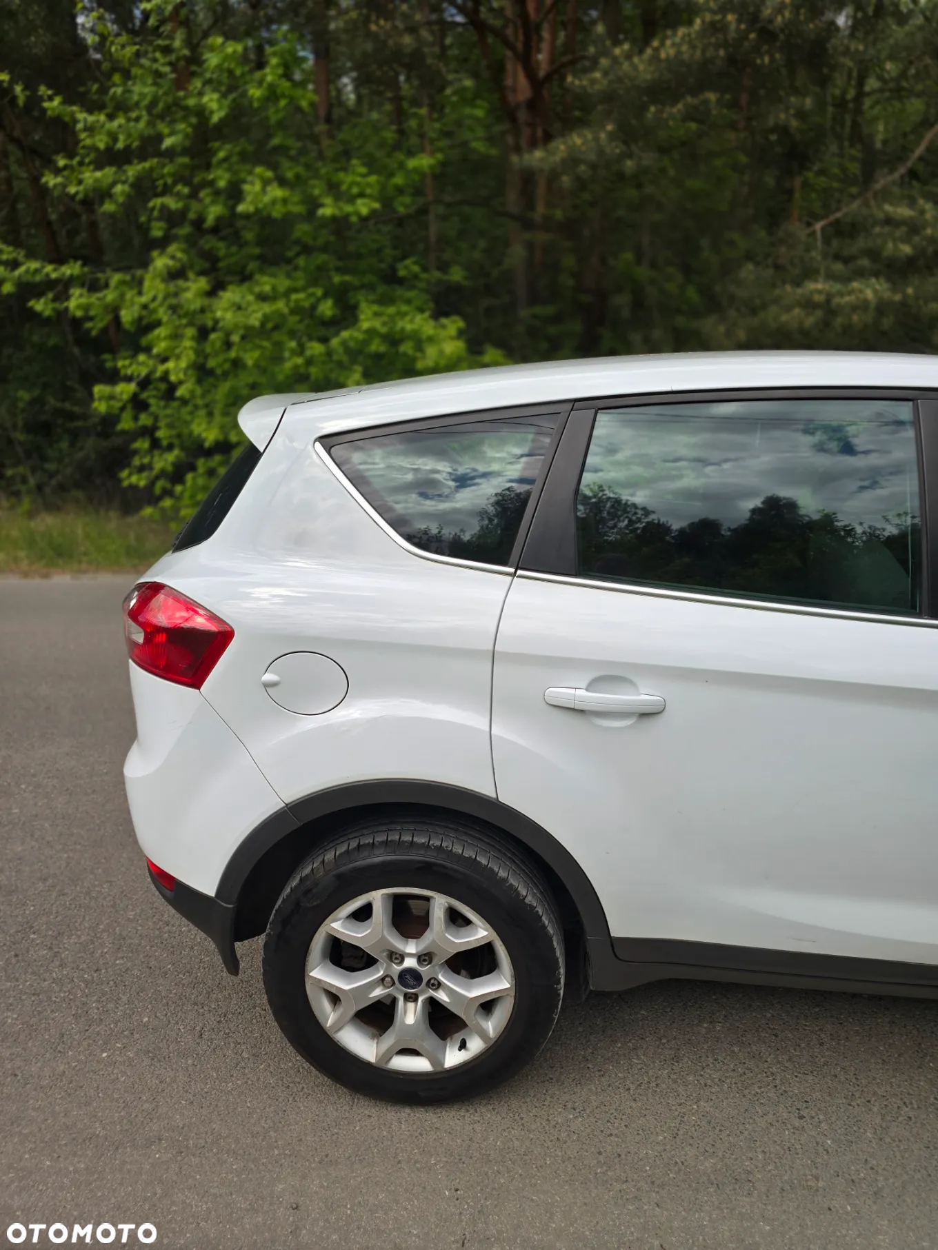 Ford Kuga 2.0 TDCi Titanium - 13